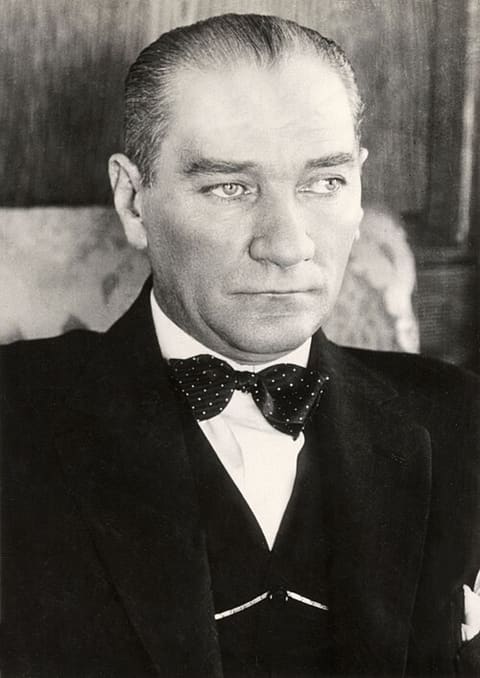 Retrato: Mustafa Kemal Atatürk