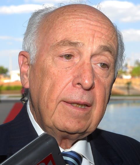 Portrait: Luiz Carlos Bresser-Pereira