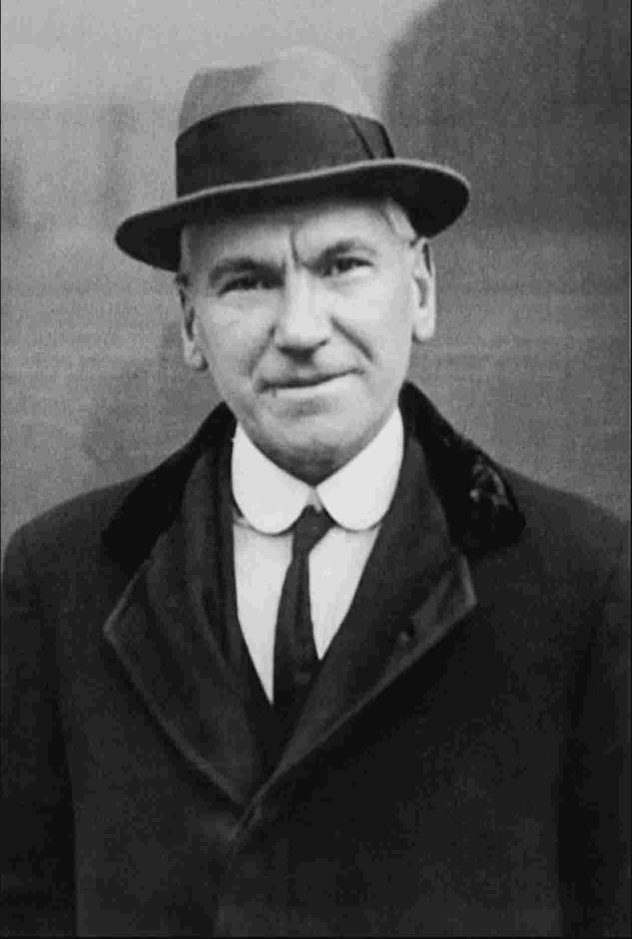 Retrato de John Maclean