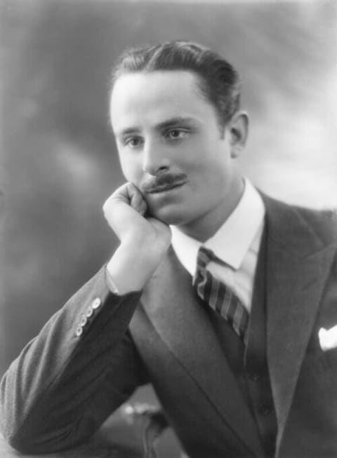 Retrato de Oswald Mosley
