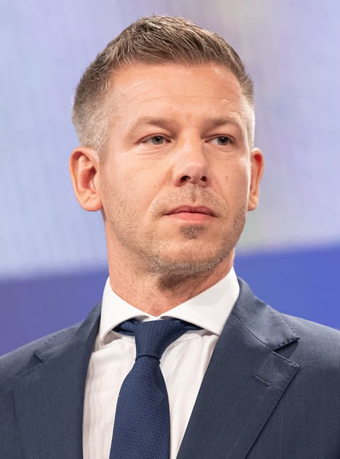 Retrato de Péter Magyar